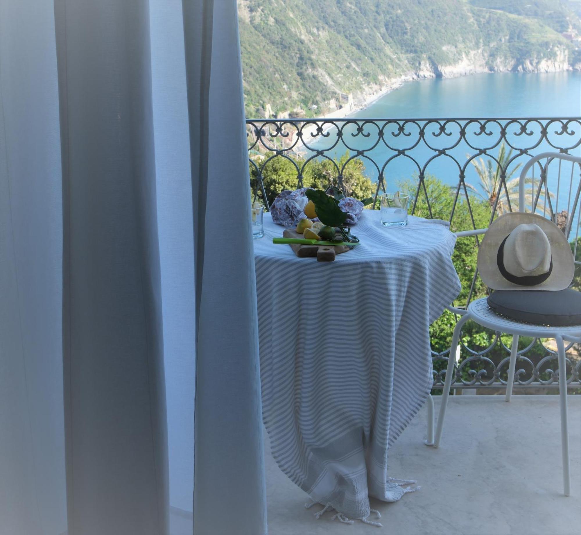My Place Your Place Corniglia Eksteriør billede